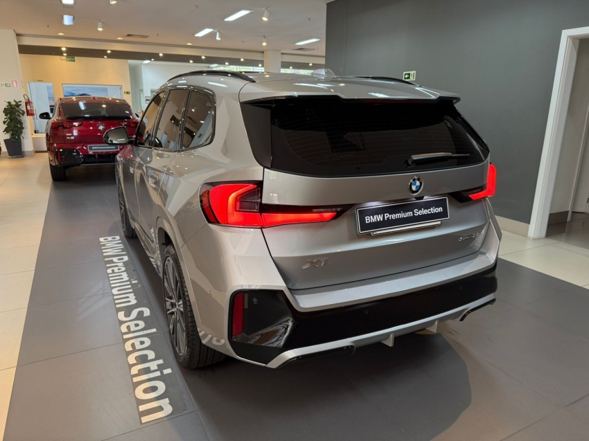 bmw x1 2.0 16v turbo gasolina sdrive20i m sport steptronic 5p automatico 20254