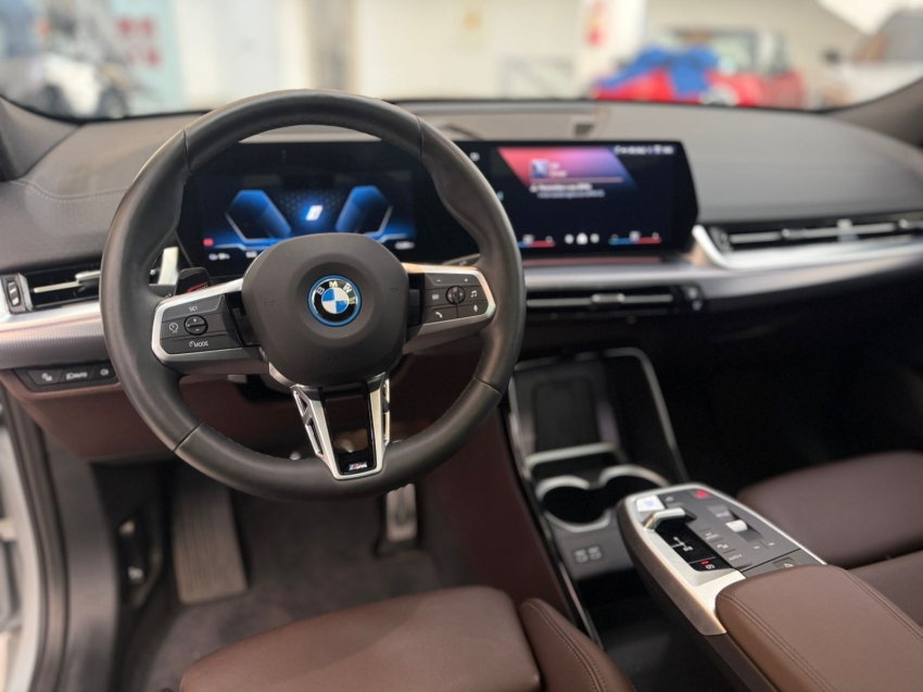 bmw ix2 64,8 kw eletrico xdrive30 m sport 4p automatico 20258