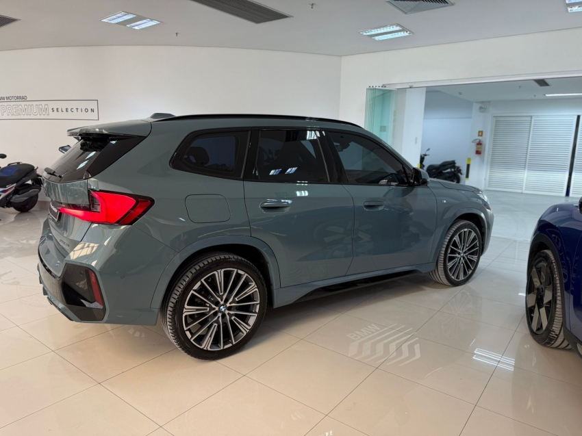 bmw x1 2.0 16v turbo gasolina sdrive20i m sport steptronic 5p automatico 20244