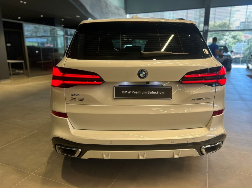 bmw x5 3.0 i6 turbo hibrido xdrive50e m sport automatico 4p 202510