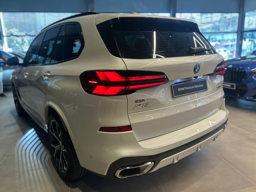 bmw x5 3.0 i6 turbo hibrido xdrive50e m sport automatico 4p 20255