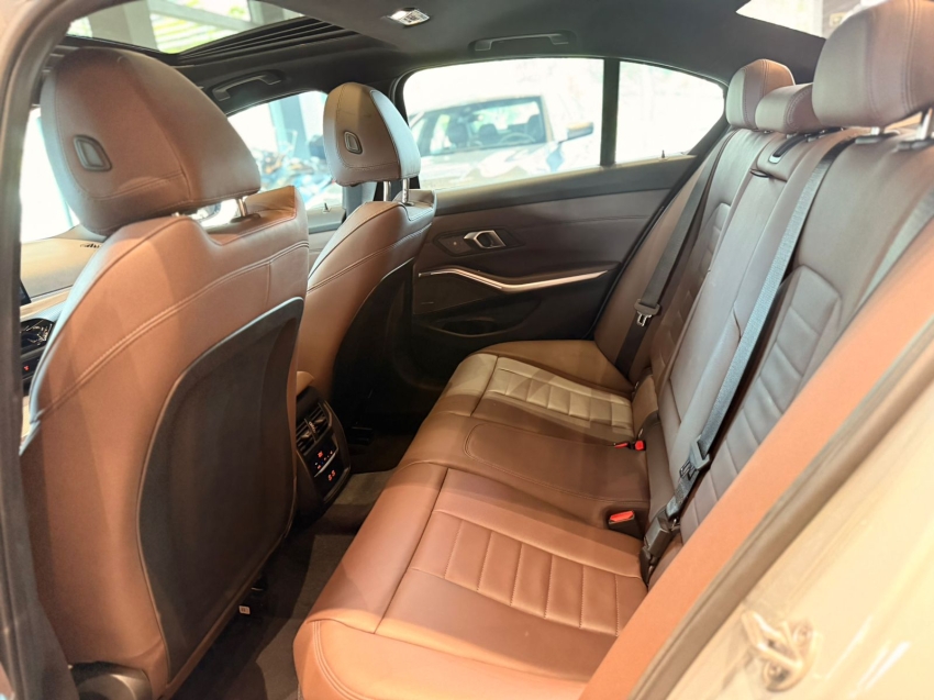 bmw 320i 2.0 16v turbo flex m sport automatico 4p 202515