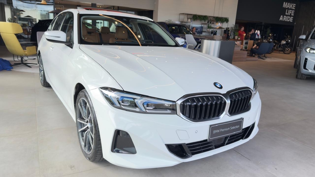bmw 320i 2.0 16v turbo flex gp automatico gasolina 5p 2026