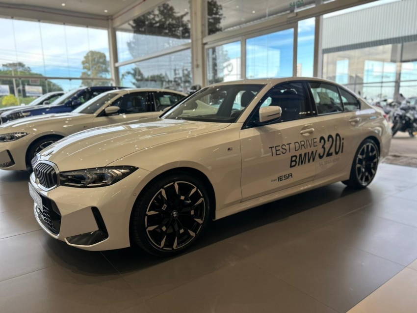 bmw 320i 2.0 16v turbo flex m sport automatico gasolina 5p 2026