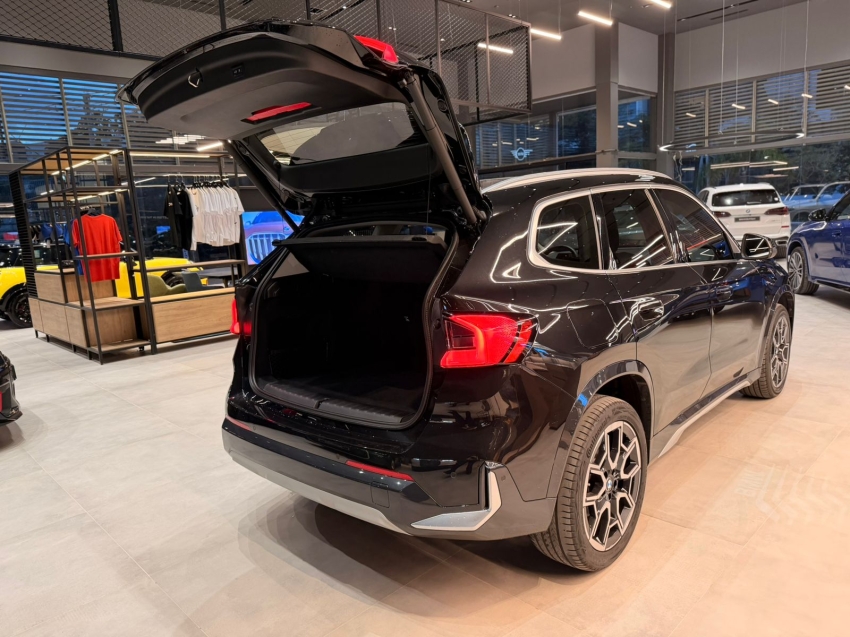 bmw x1 2.0 16v turbo gasolina sdrive20i x-line steptronic 4p automatico 20253