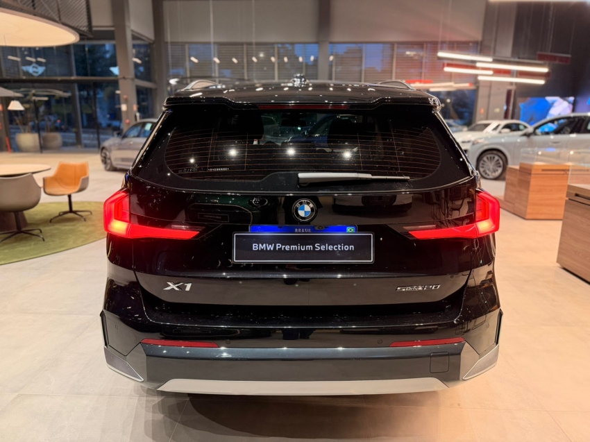 bmw x1 2.0 16v turbo gasolina sdrive20i x-line steptronic 4p automatico 20252