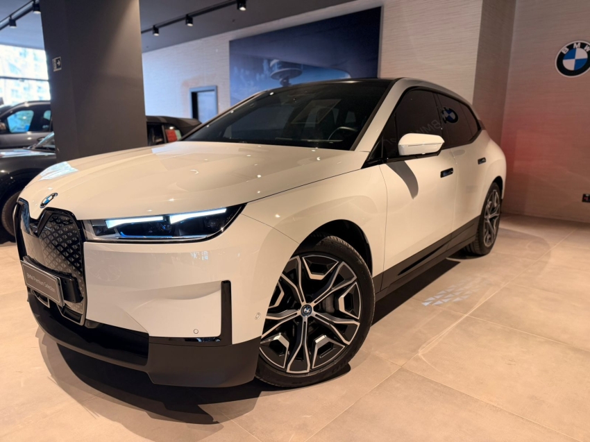 bmw ix eletrico xdrive40 5p automatico 2025