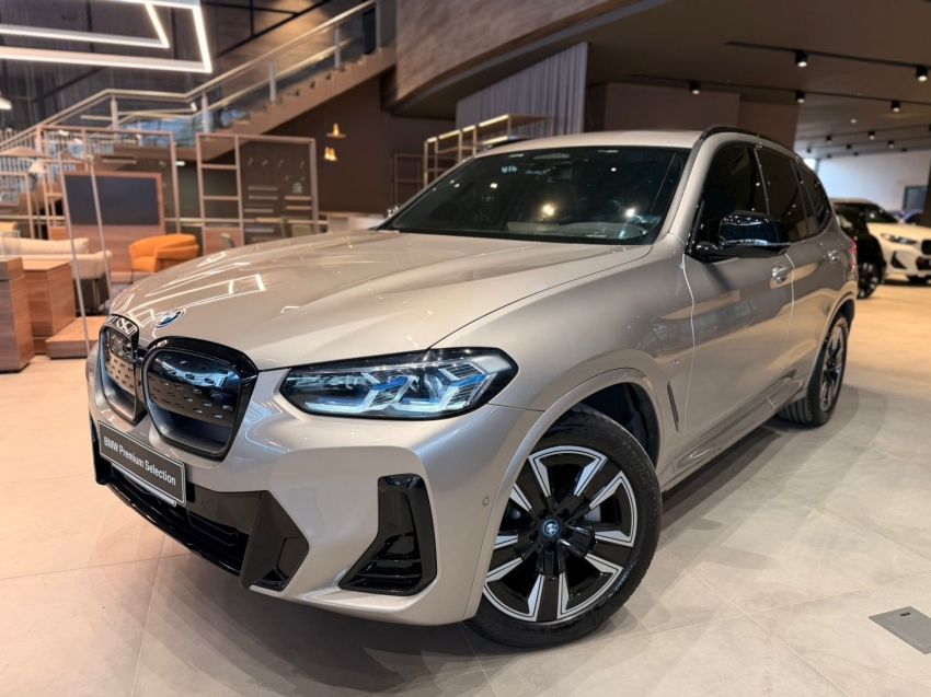 bmw ix3 eletrico m sport 2.0 5p automatico 2025