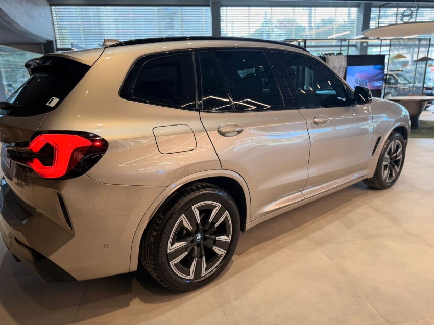 bmw ix3 eletrico m sport 2.0 5p automatico 20255
