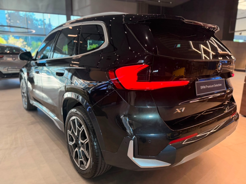 bmw x1 2.0 16v turbo gasolina sdrive20i x-line steptronic 5p automatico 20264