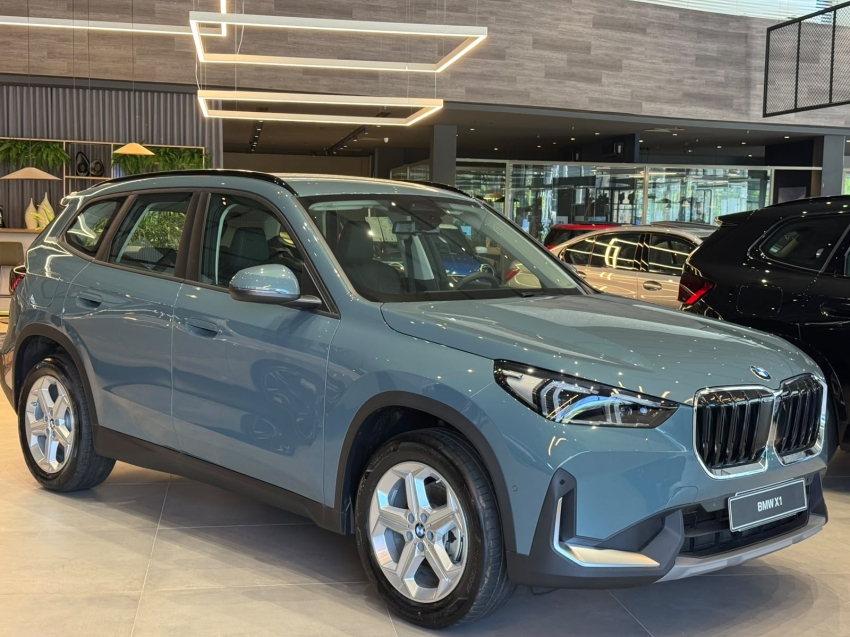 bmw x1 2.0 16v turbo gasolina sdrive20i gp steptronic 1.9 5p automatico 2026
