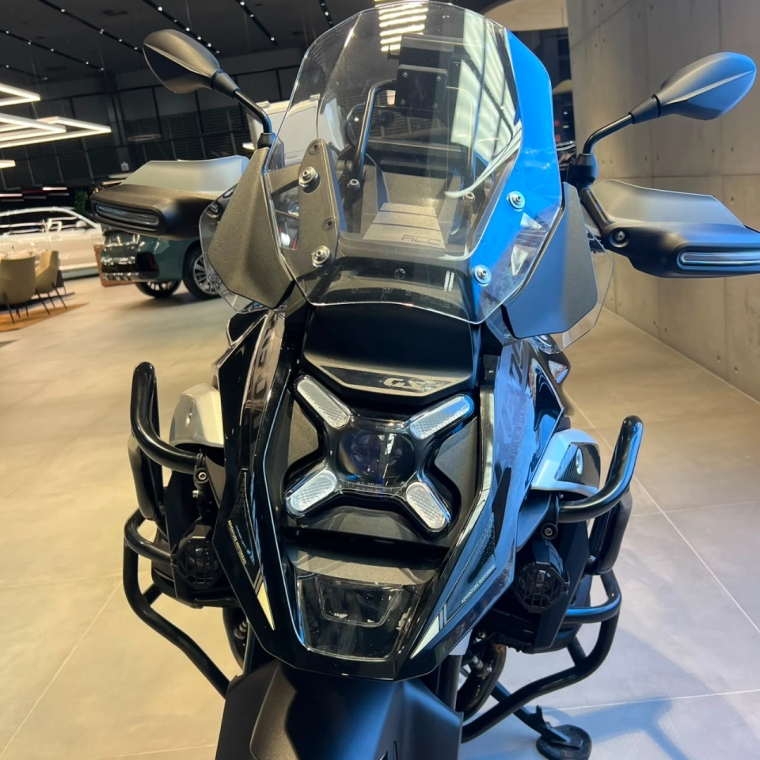 r1300gs triple black 2024 -3