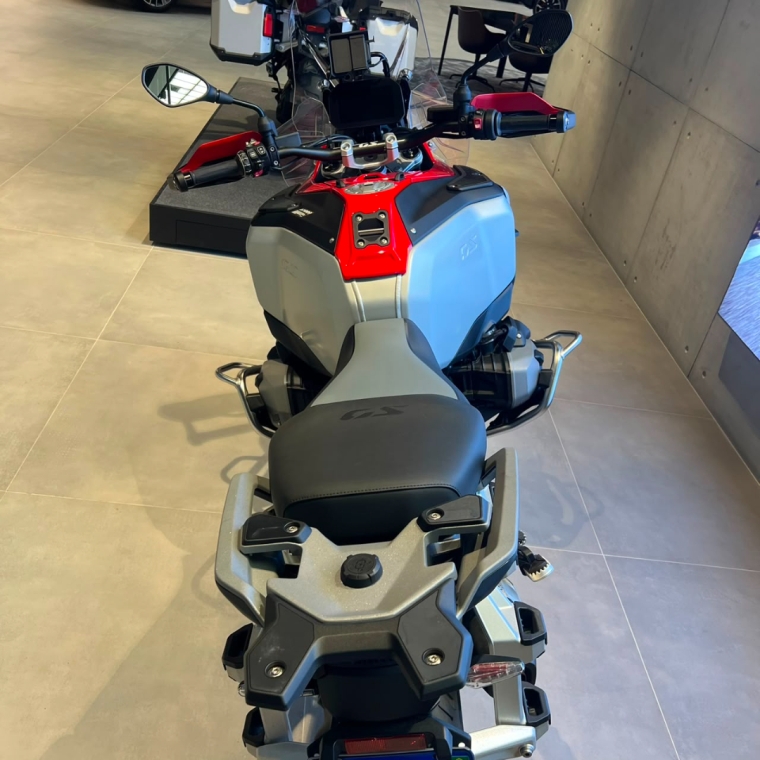r1300gs a plus -10