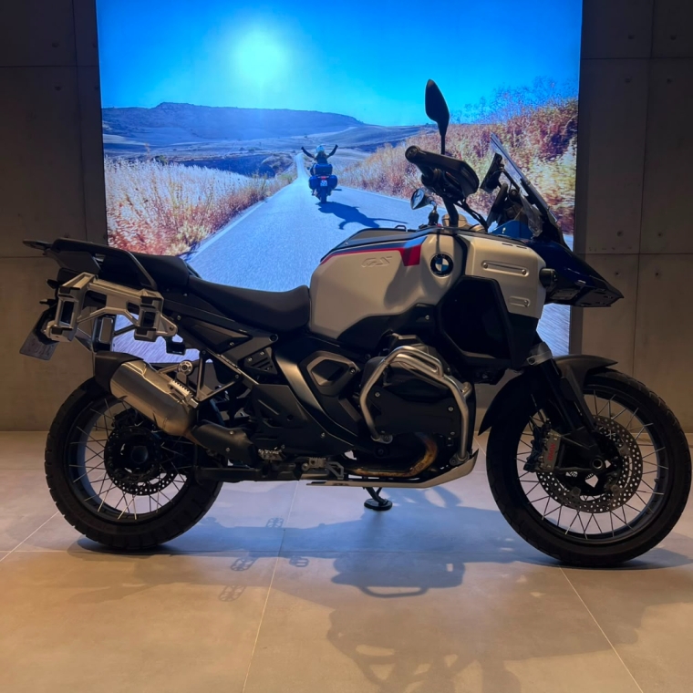 r1300gs adventure trophy 2025 -6