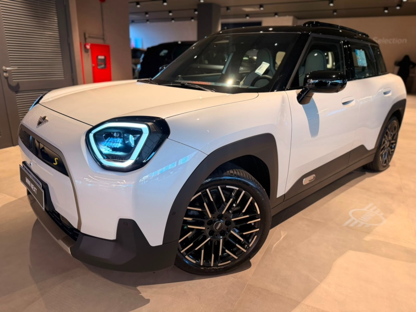 mini aceman 54,2 kw eletrico se 2.0 5p automatico 20261