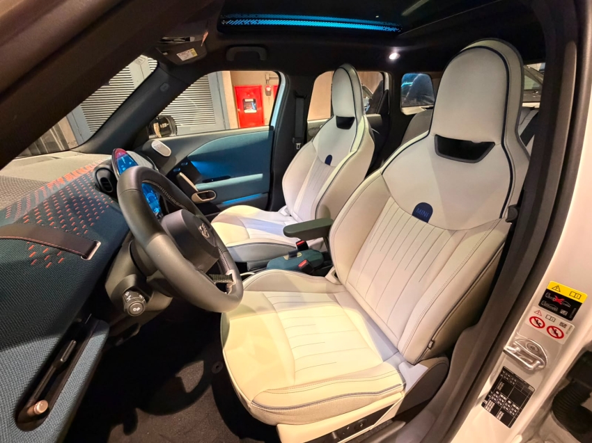mini aceman 54,2 kw eletrico se 2.0 5p automatico 202610