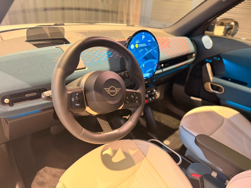 mini aceman 54,2 kw eletrico se 2.0 5p automatico 20267
