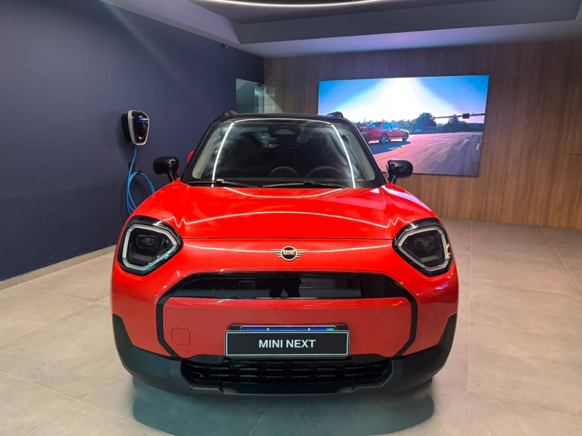 mini aceman 42,5 kw eletrico e 5p automatico 20251