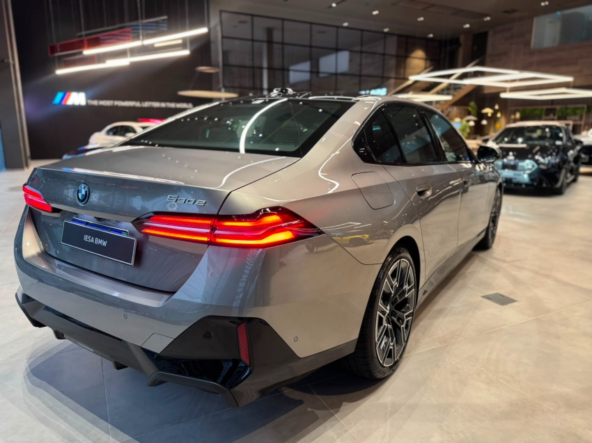 bmw 530e 2.0 twinpower phev m sport automatico eletrico 5p 20265
