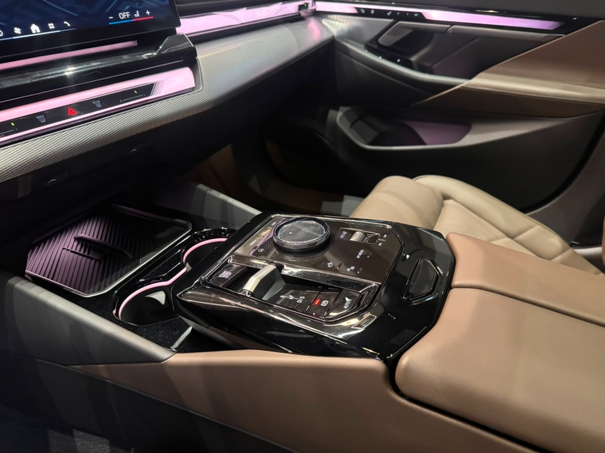 bmw 530e 2.0 twinpower phev m sport automatico eletrico 5p 202614