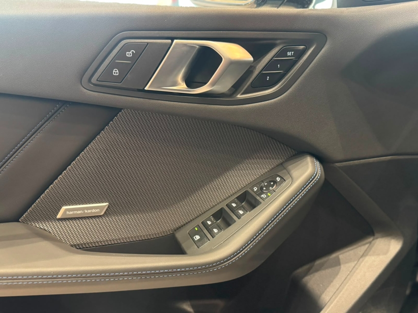 bmw m 135i 2.0 16v turbo gasolina xdrive steptronic 5p automatico 202613