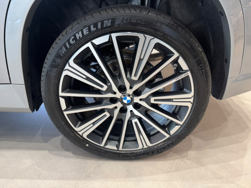 bmw x1 2.0 16v turbo gasolina sdrive20i m sport steptronic 1.9 5p automatico 202715