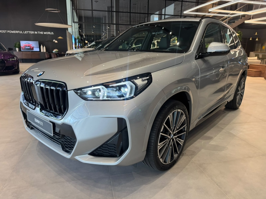 bmw x1 2.0 16v turbo gasolina sdrive20i m sport steptronic 1.9 5p automatico 2027