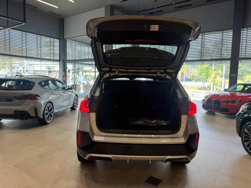 bmw x1 2.0 16v turbo gasolina sdrive20i m sport steptronic 1.9 5p automatico 20277