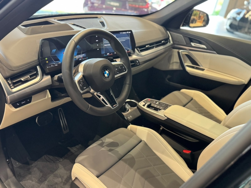 bmw x1 2.0 16v turbo gasolina sdrive20i m sport steptronic 1.9 5p automatico 20275