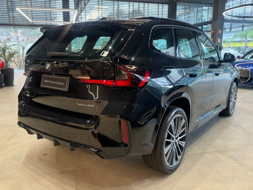bmw x1 2.0 16v turbo gasolina sdrive20i m sport steptronic 1.9 5p automatico 20273