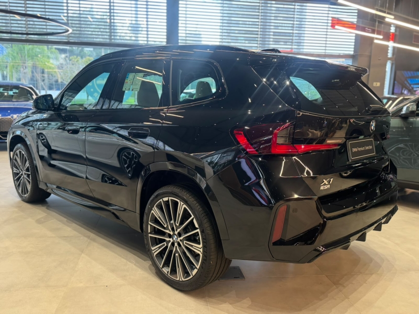 bmw x1 2.0 16v turbo gasolina sdrive20i m sport steptronic 1.9 5p automatico 20274