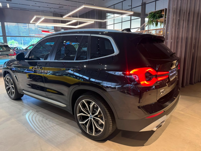 bmw x3 2.0 16v hibrido x line xdrive30e steptronic 5p automatico 20243
