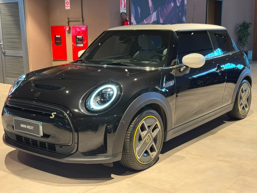 mini cooper se top 2p eletrico 2.0 3p automatico 2024