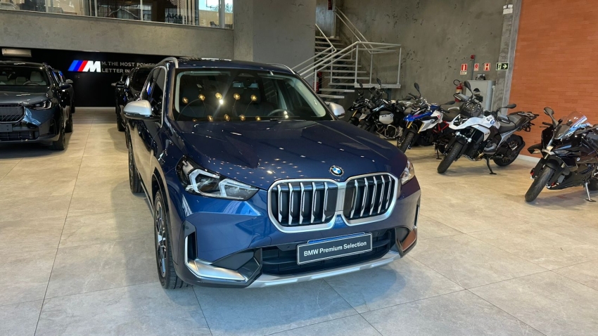 bmw x1 2.0 16v turbo gasolina sdrive20i x-line steptronic 5p automatico 20235