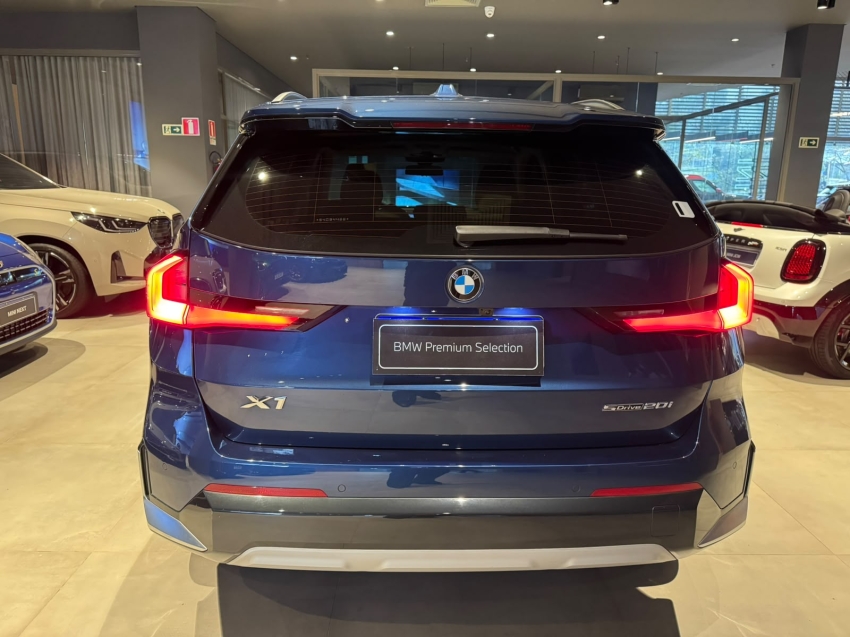 bmw x1 2.0 16v turbo gasolina sdrive20i x-line steptronic 5p automatico 20254