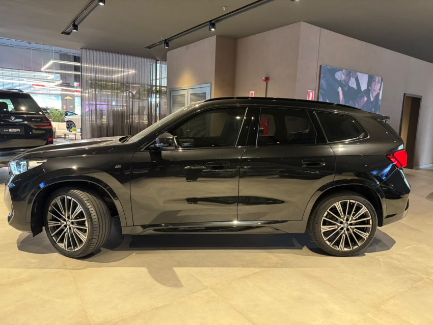 bmw x1 2.0 16v turbo gasolina sdrive20i m sport steptronic 5p automatico 20233