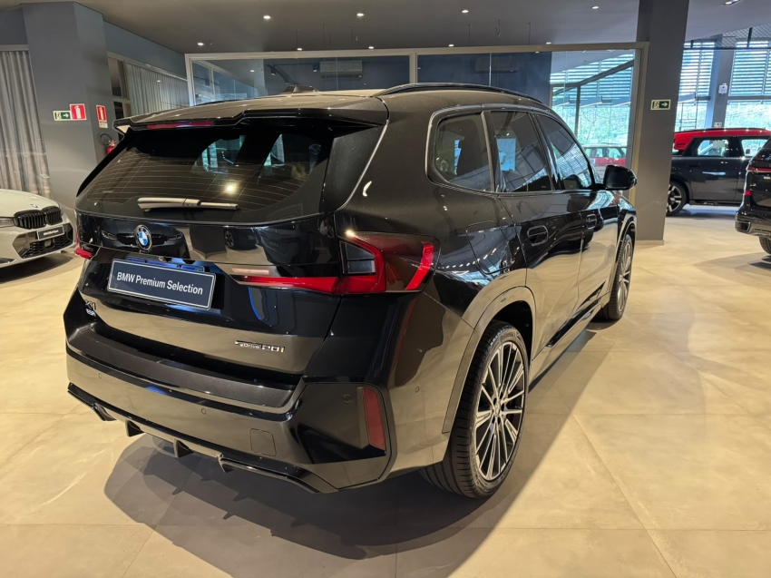 bmw x1 2.0 16v turbo gasolina sdrive20i m sport steptronic 5p automatico 20237
