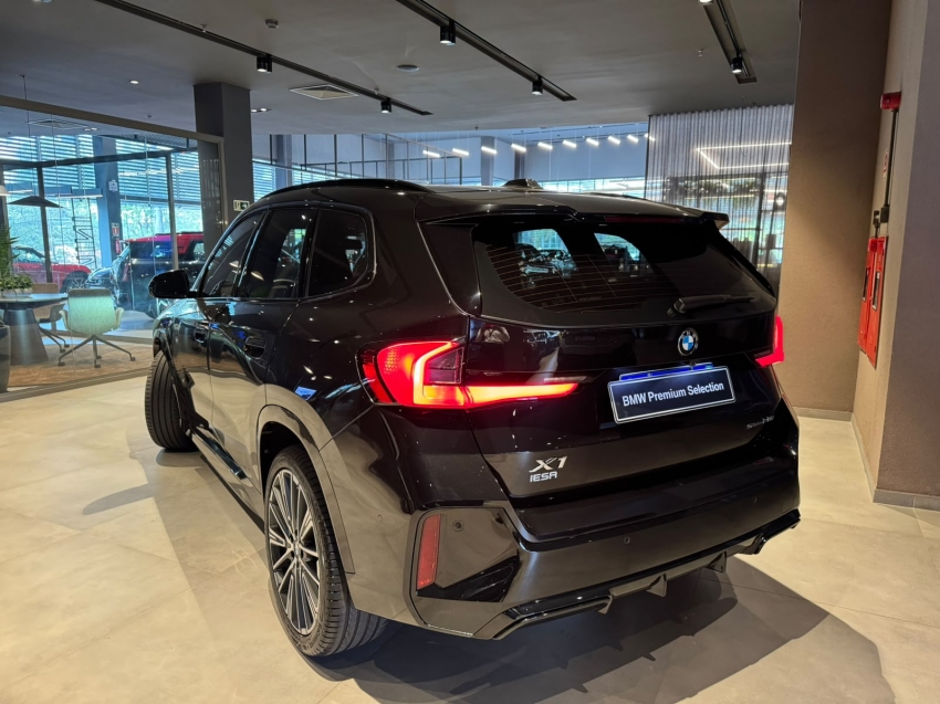 bmw x1 2.0 16v turbo gasolina sdrive20i m sport steptronic 5p automatico 20236