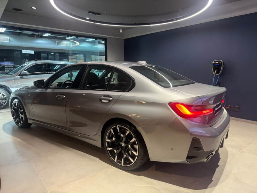 bmw 320i 2.0 16v turbo flex m sport automatico gasolina 5p 20265