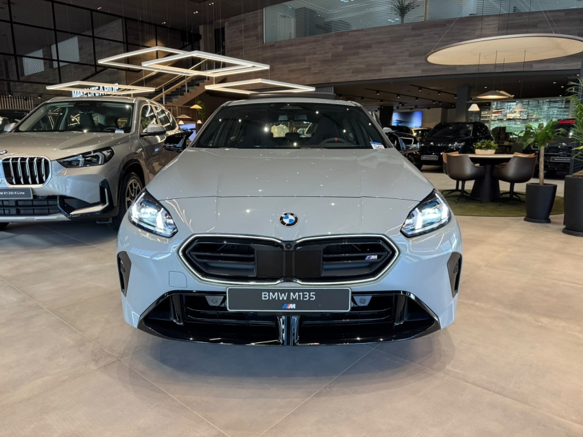 bmw m 135i 2.0 16v turbo gasolina xdrive steptronic 5p automatico 20262