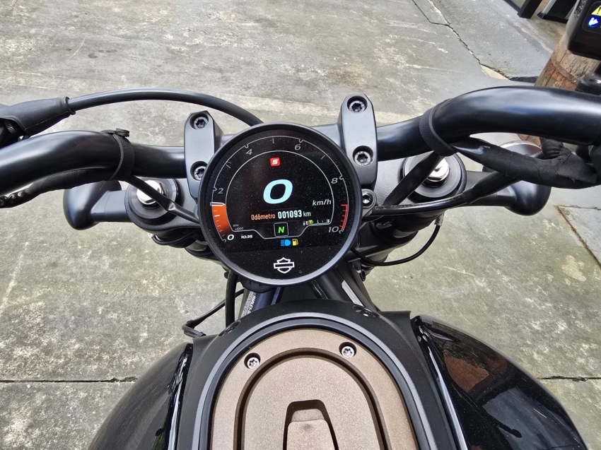 sportster s1250 2023 com apenas 1000km
