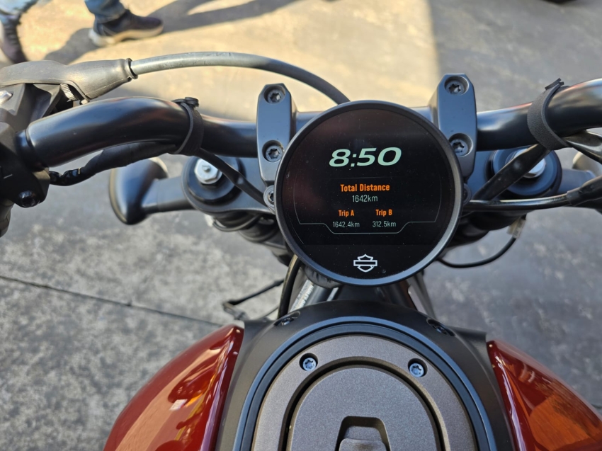 sportster s1250 2023 com apenas 1000km4