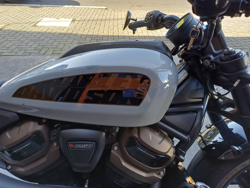 sportster s1250 2023 com apenas 1000km
