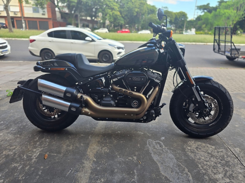 fat bob 114 2023 com 10.000km4