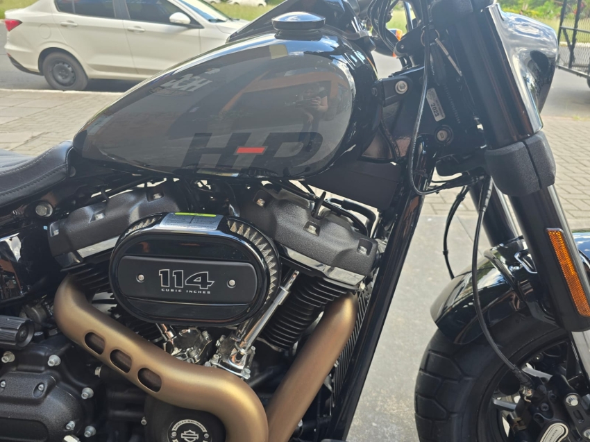 fat bob 114 2023 com 10.000km3