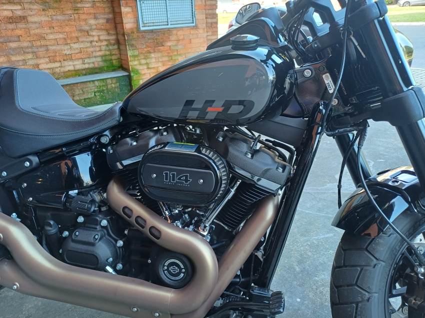 fat bob 114 2023 com 10.000km