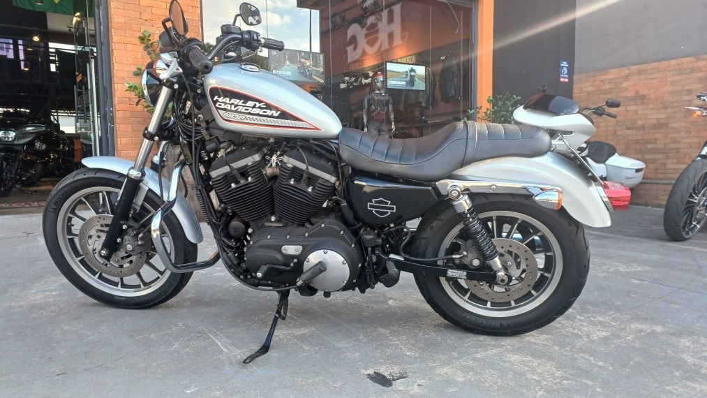 sportster 883r 2013 - 14.800km apenas
