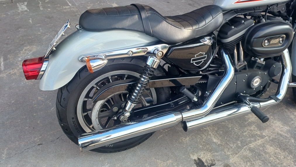 sportster 883r 2013 - 14.800km apenas