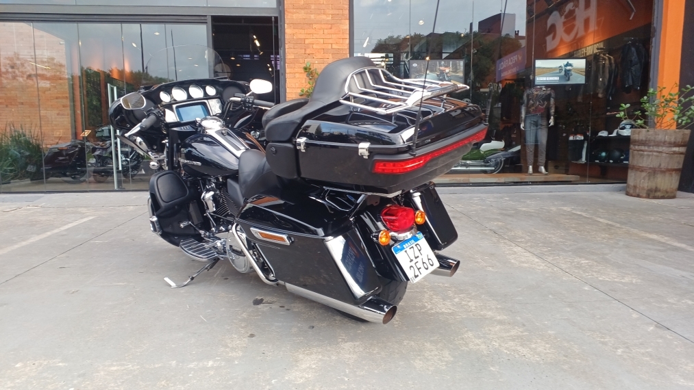 ultra limited 2019 com apenas 22500km