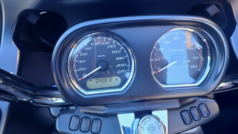 road glide  2018 com baixo km